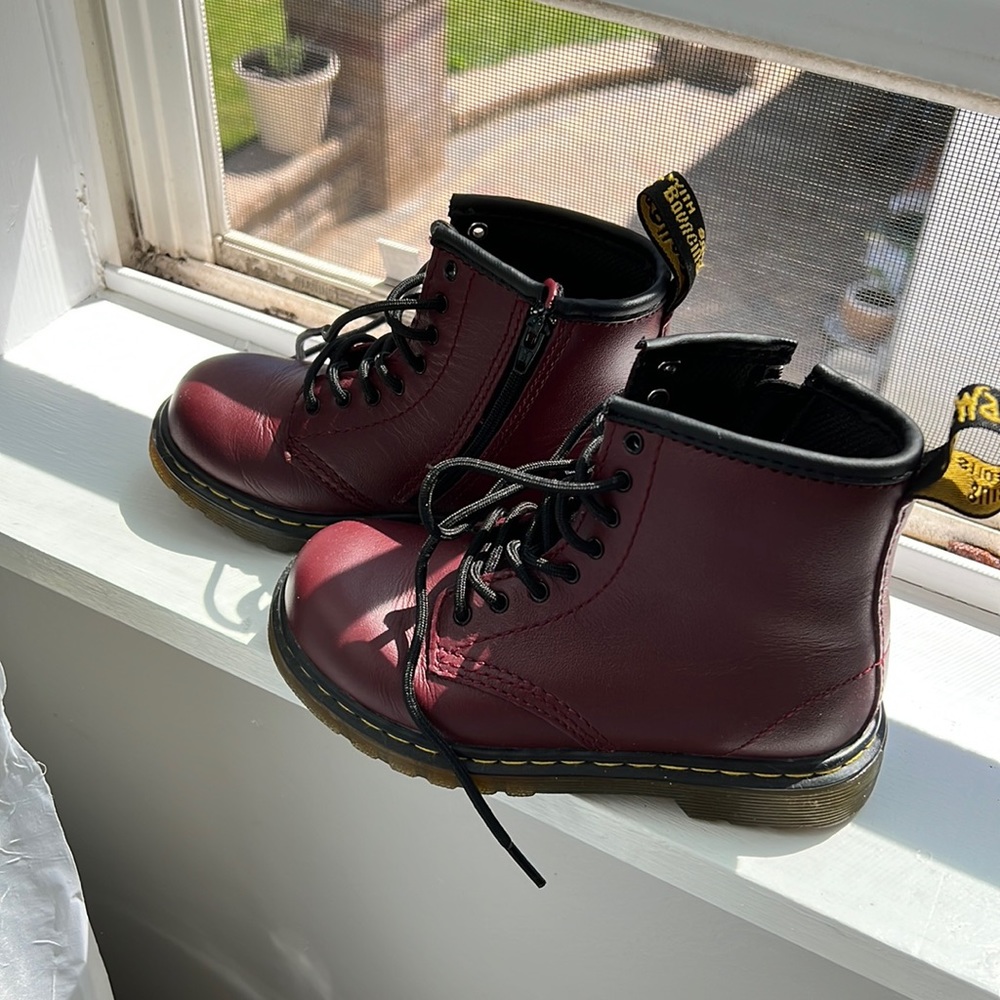 Dr. Martens TODDLER 1460 SOFTY T LEATHER LACE UP BOOTS